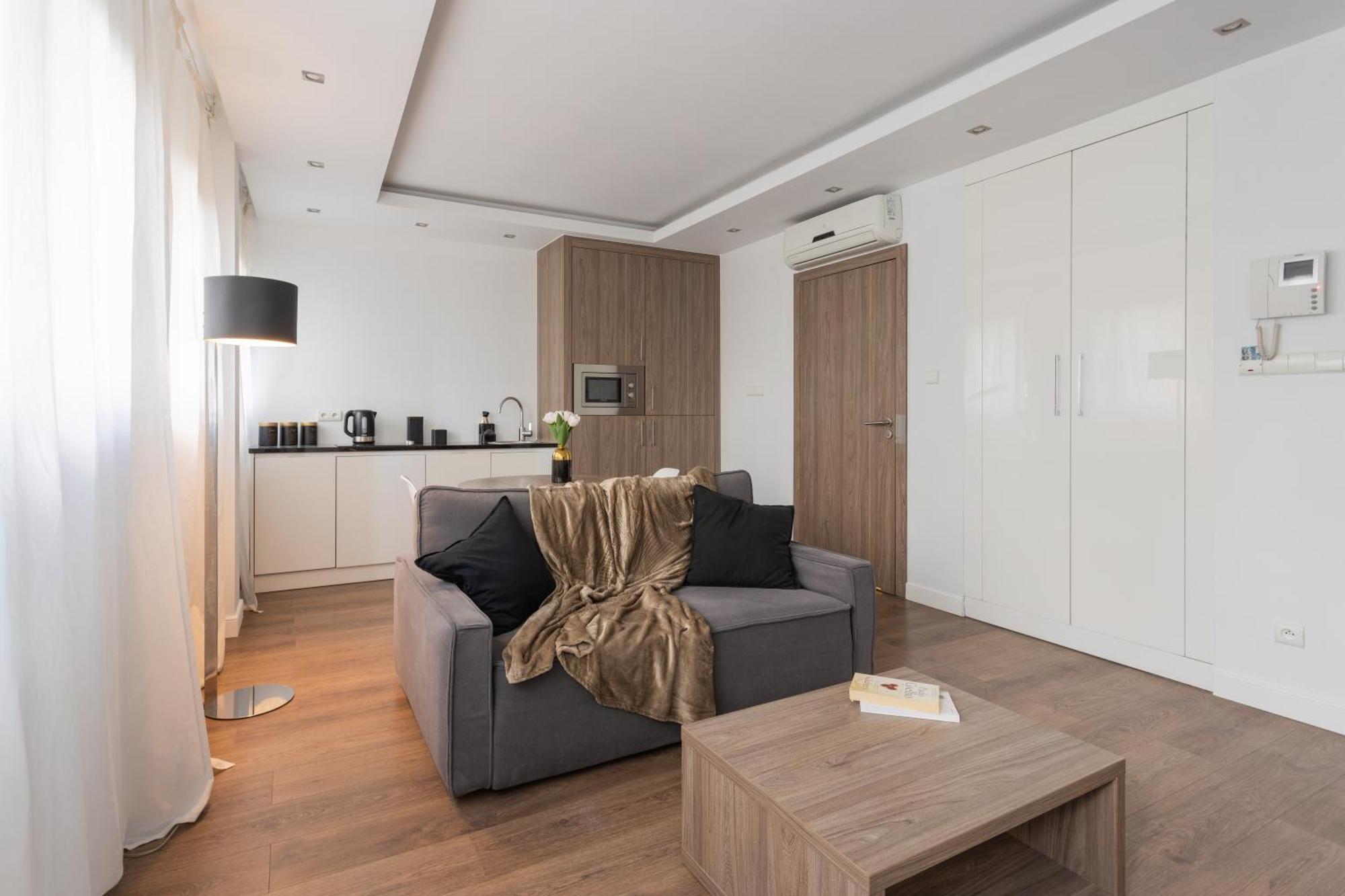 Golden Apartments Warsaw - Browary Warszawskie - Luxury & Cozy Apartments - Oxygen Residence- Wronia المظهر الخارجي الصورة